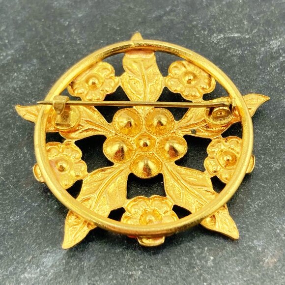 VINTAGE Gold tone metal, enamel, and rhinestone flower brooch ~ 1930s 1940s pin - Picture 3 of 10